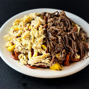 Salchipapa Carne y Pollo