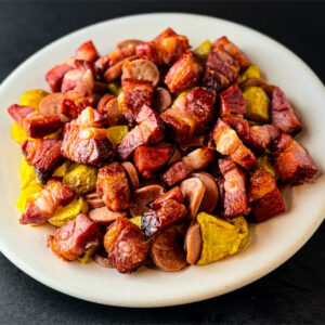 Salchipapa Con Costilla